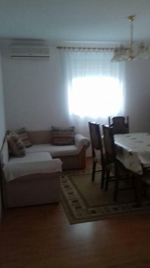 Apartmani Misak Vrsi Exteriér fotografie