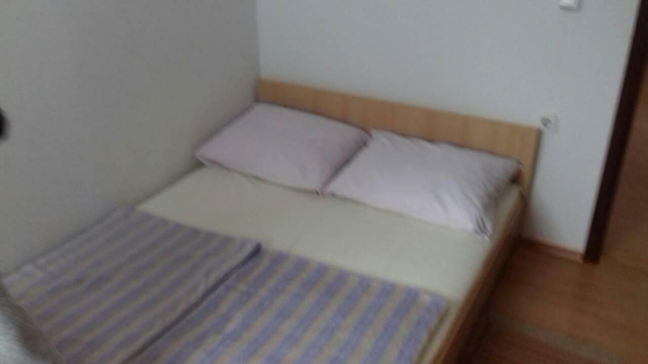 Apartmani Misak Vrsi Exteriér fotografie