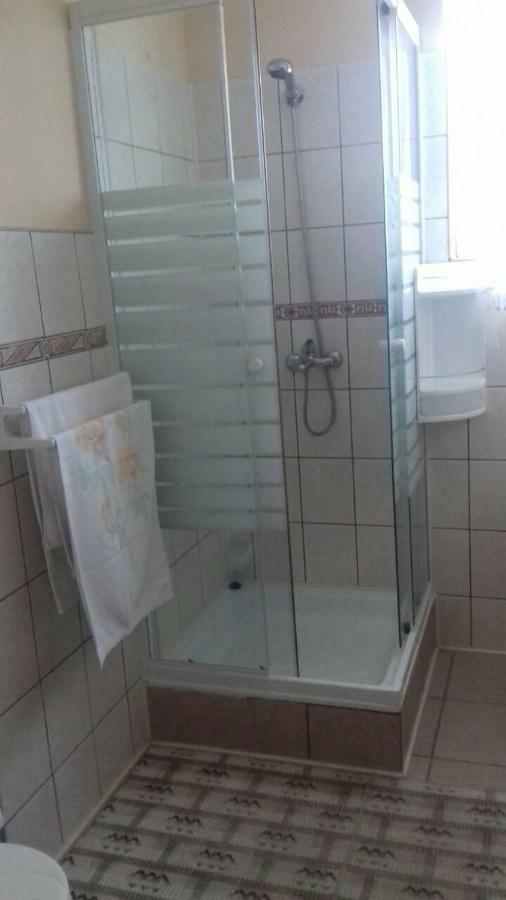 Apartmani Misak Vrsi Exteriér fotografie