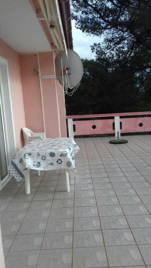 Apartmani Misak Vrsi Exteriér fotografie