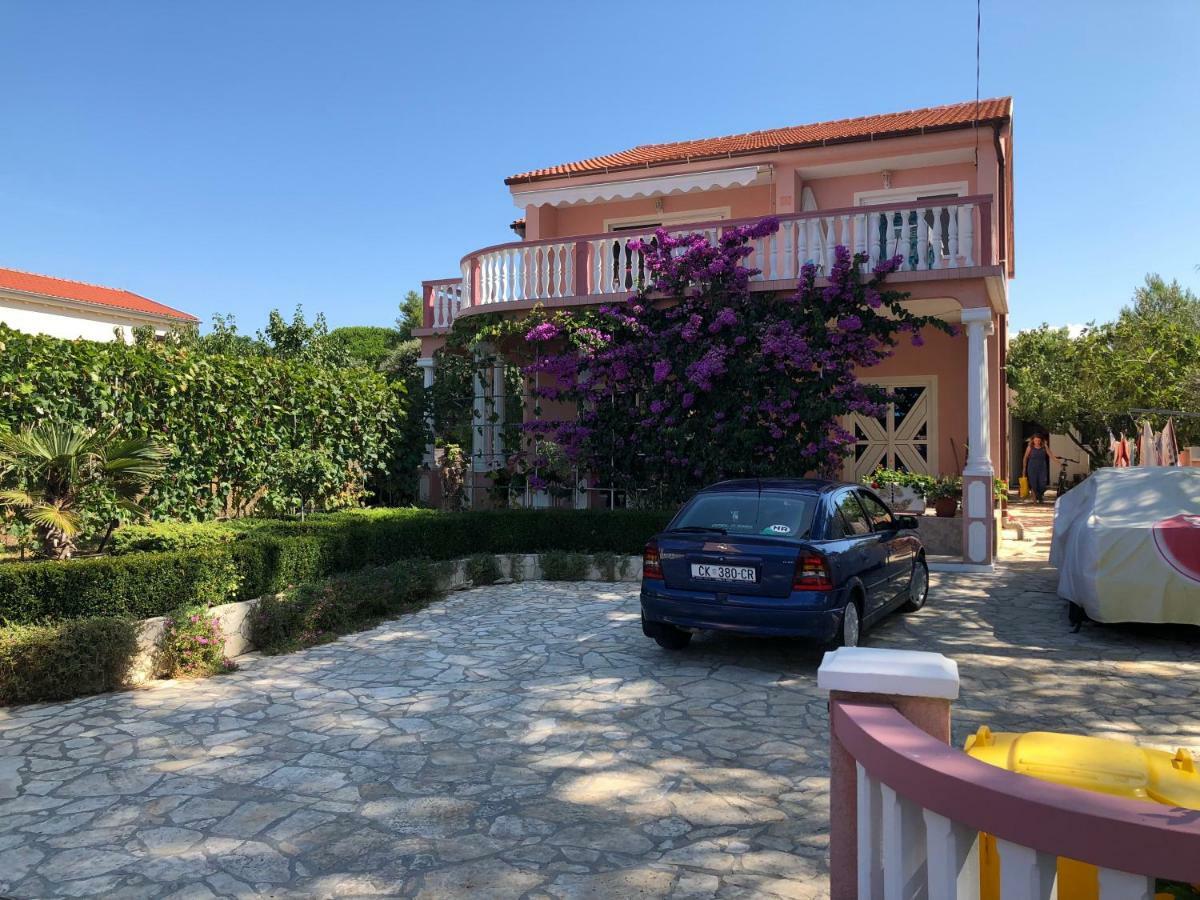 Apartmani Misak Vrsi Exteriér fotografie